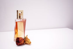 Blog - ¿Cómo se hace un perfume?
